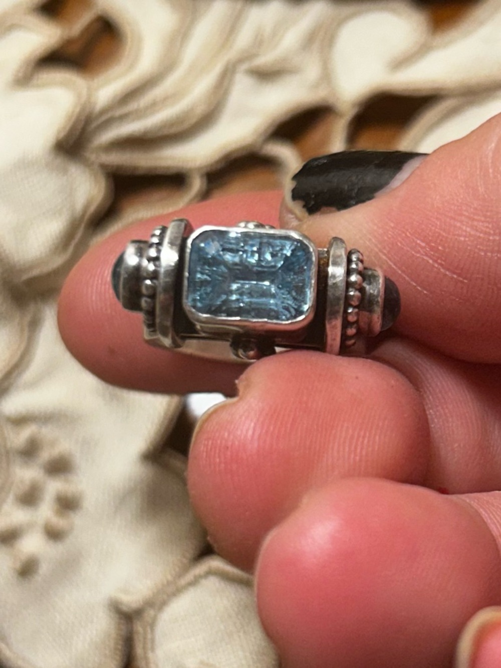 Navajo sterling silver topaz ring
Artist signed Juan Willie
Stunning